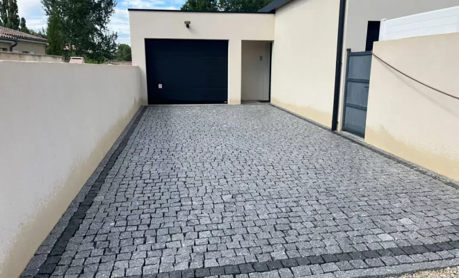 Pose de revêtement extérieur en pavé, Montélimar, By Aménagement
